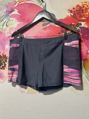 Free Country Women Lightweight Activewear Pull-on Shorts Purple/Gray Size XXL 18